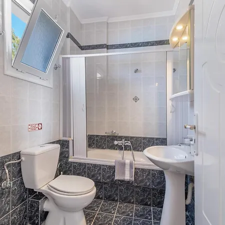 Nyaraló Iliachtida Studio-villas Lefkáda