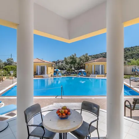 Iliachtida Studio-villas