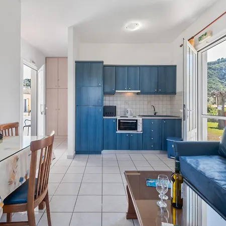 Iliachtida Studio-villas *