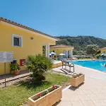 Iliachtida Studio-villas Feriehus Lefkáda