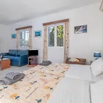 Iliachtida Studio-villas Lefkáda
