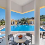 Iliachtida Studio-villas