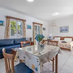 Feriehus Iliachtida Studio-villas
