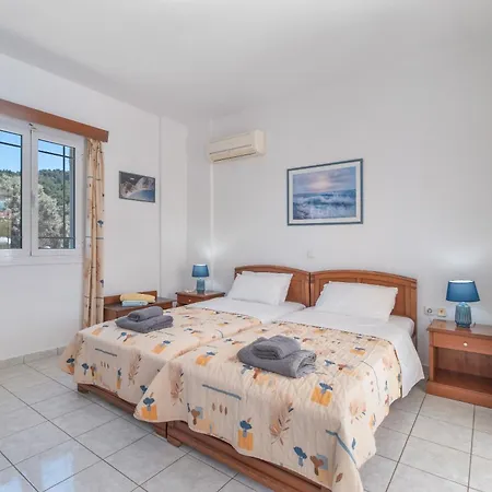 Iliachtida Studio-villas * Lefkada City