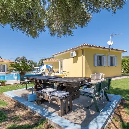 Сasa de vacaciones Iliachtida Studio-villas *