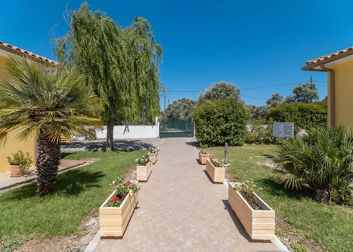 Iliachtida Studio-villas 度假居 Lefkáda